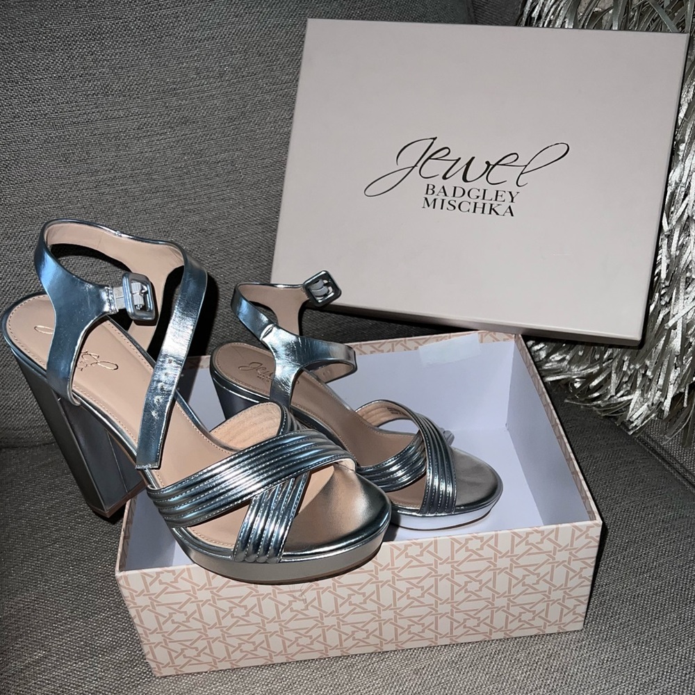 Badgley Mischka Shoes
